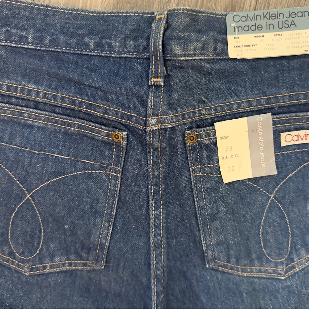 Brand new with tags vintage 80’s Women’s Calvin Klein Denim Jeans